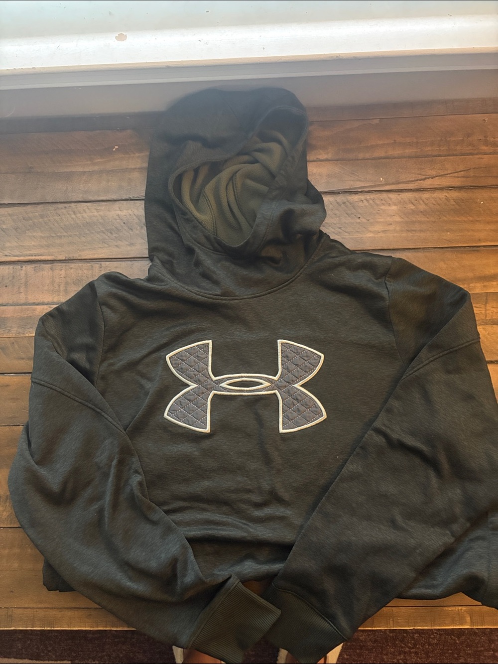 Under Armour Dark Green Hooded Sweatshirt with Quilted Logo